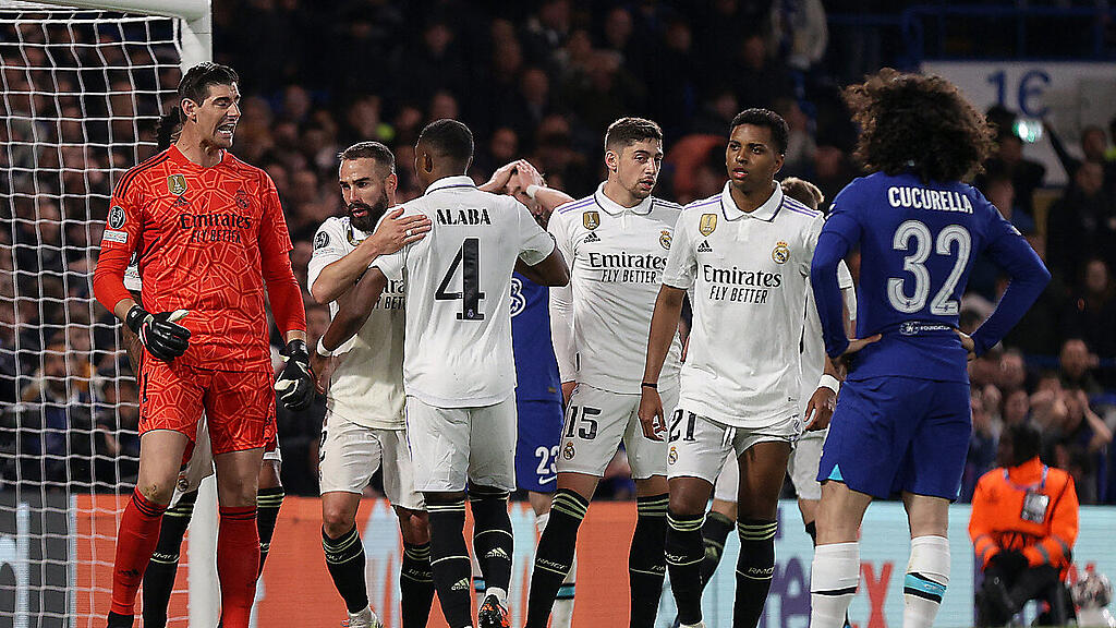 Jubel in weiß: Real Madrid problemlos weiter