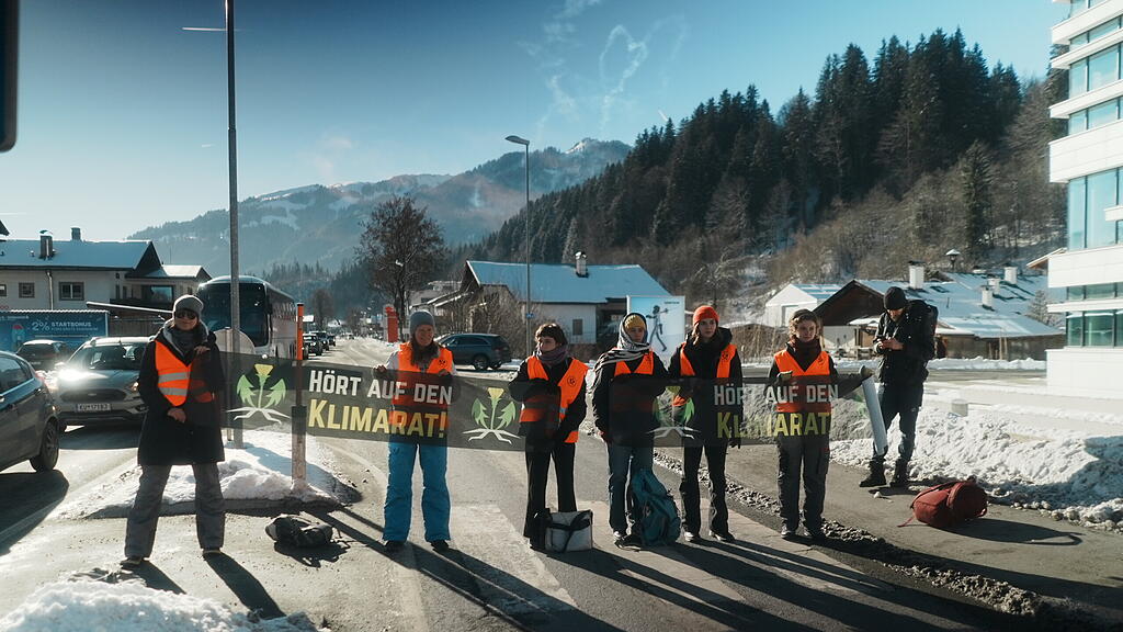 Protest Letzte Generation Kitzbühel