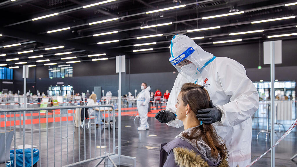 Massentests im Salzburger Messezentrum