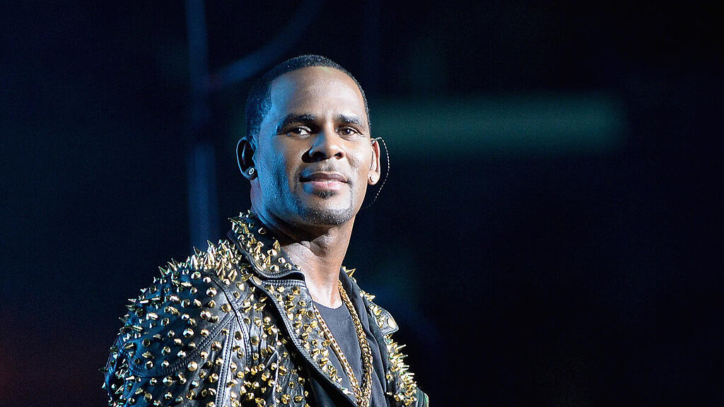 R. Kelly soll am 8. März erstmals vor Gericht erscheinen