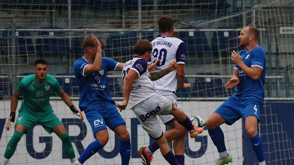 Salzburger Liga: Grödig gegen Hallwang