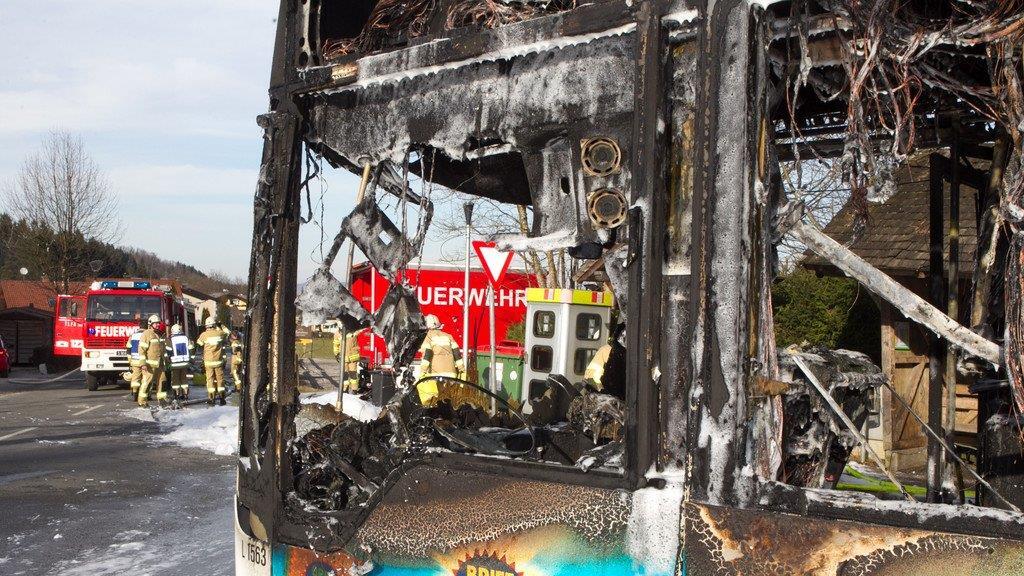 Bus in Fürstenbrunn ausgebrannt I