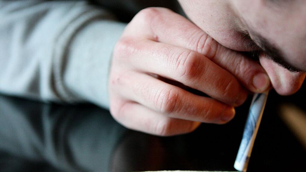 Lehrling bekam Drogen als Geburtstagsgeschenk