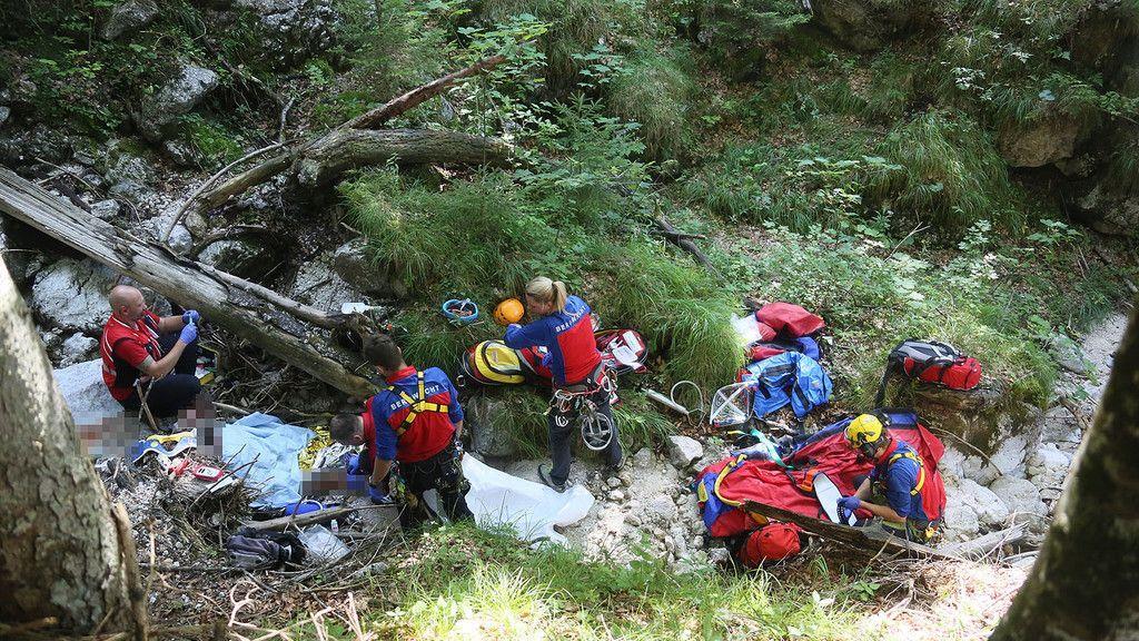 Wanderin stürzt auf Reiter Alpe in Bachbett