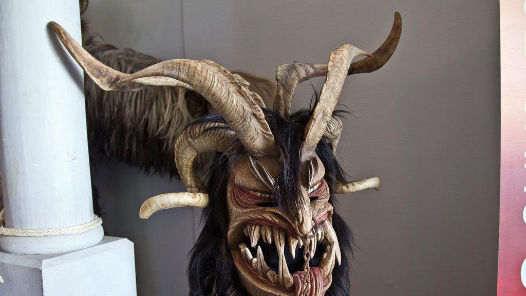 "Leidenschaft Maske": Ausstellung der Alt Gnigler Krampusse