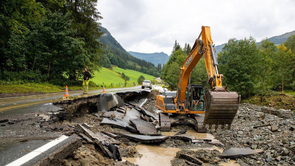 Schwere Unwetter: Aufräumarbeiten im Glemmtal I
