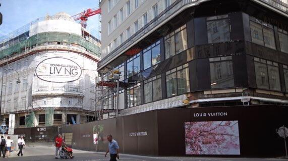 Noch ist das Goldene Quartier eine Baustelle, noch vor Weihnachten sollen aber erste Shops eröffnet werden.