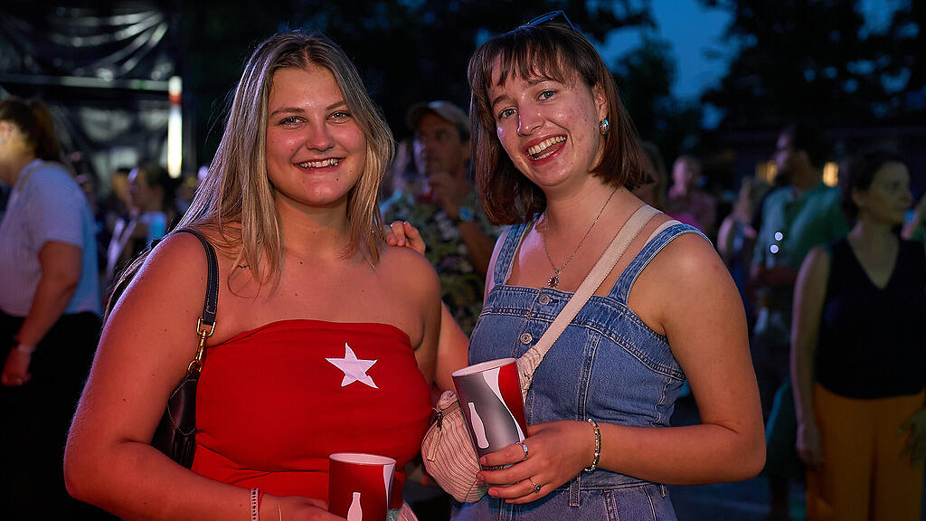 Live in Salzburg, Volksgarten
