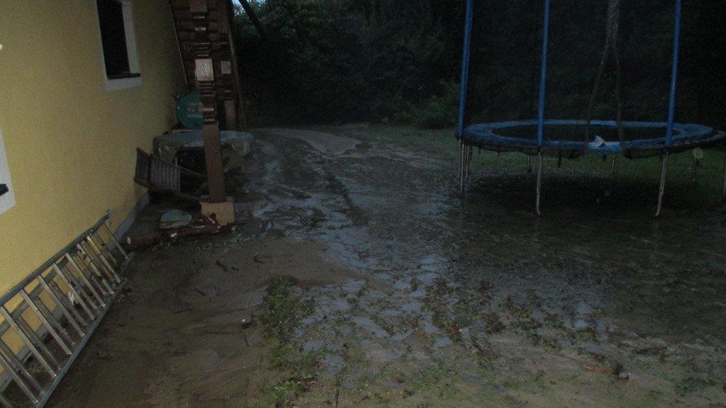 Überflutungen in Seeham