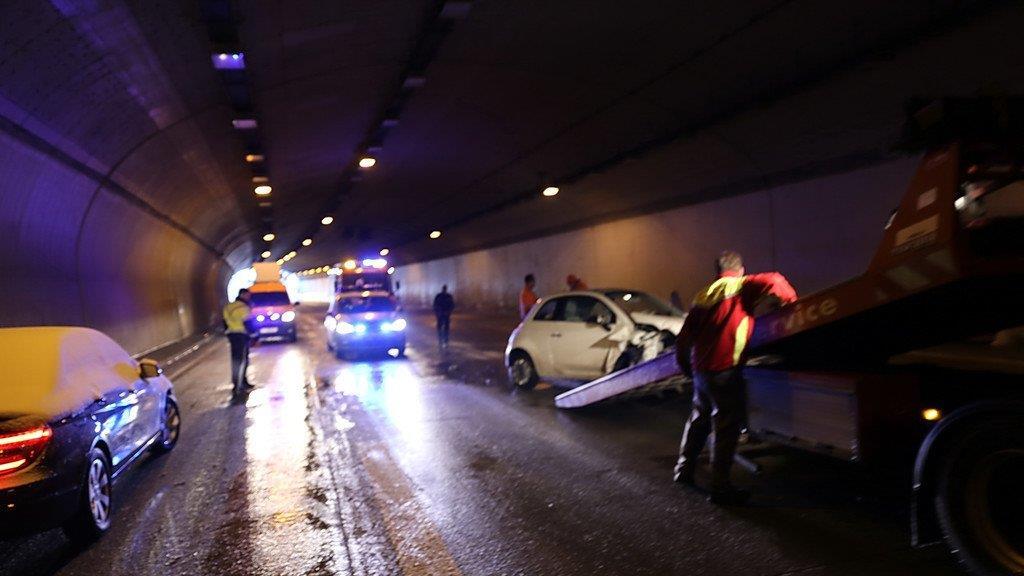 Crash im Lieferinger Tunnel