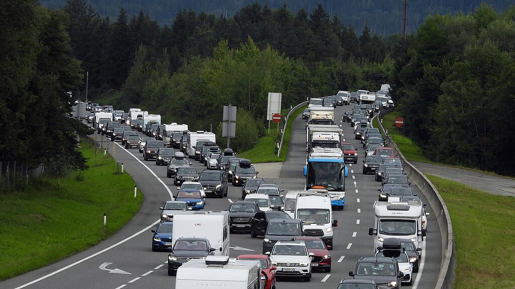 Stau Ferienbeginn Bayern und Baden-Württemberg