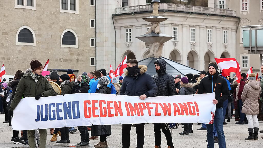 Corona-Demo in der Stadt Salzburg