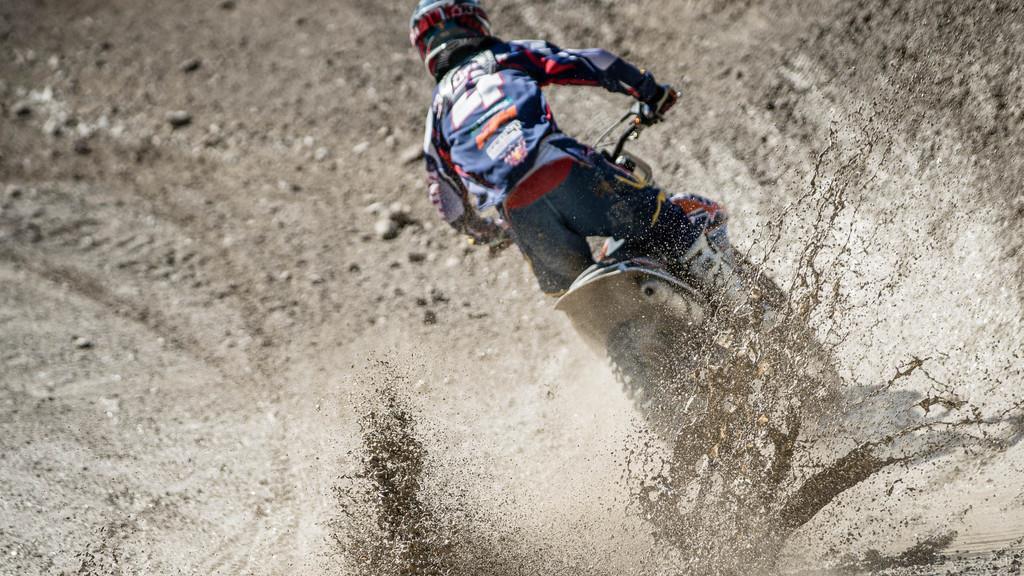 XBOWL MOTOCROSS RACE II
