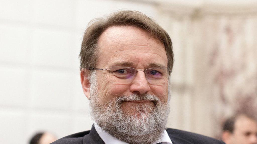VfGH startet Zeugeneinvernahme zur Anfechtung der BP-Wahl