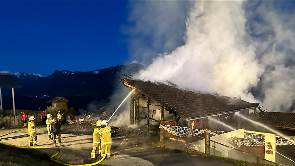 Bauernhof-Gro\u00dfbrand in Taxenbach