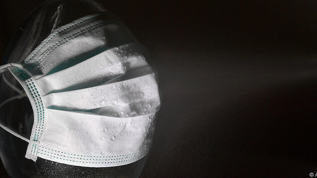 Schutzmaskenplficht in Supermärkten wirft weiterhin Fragen auf