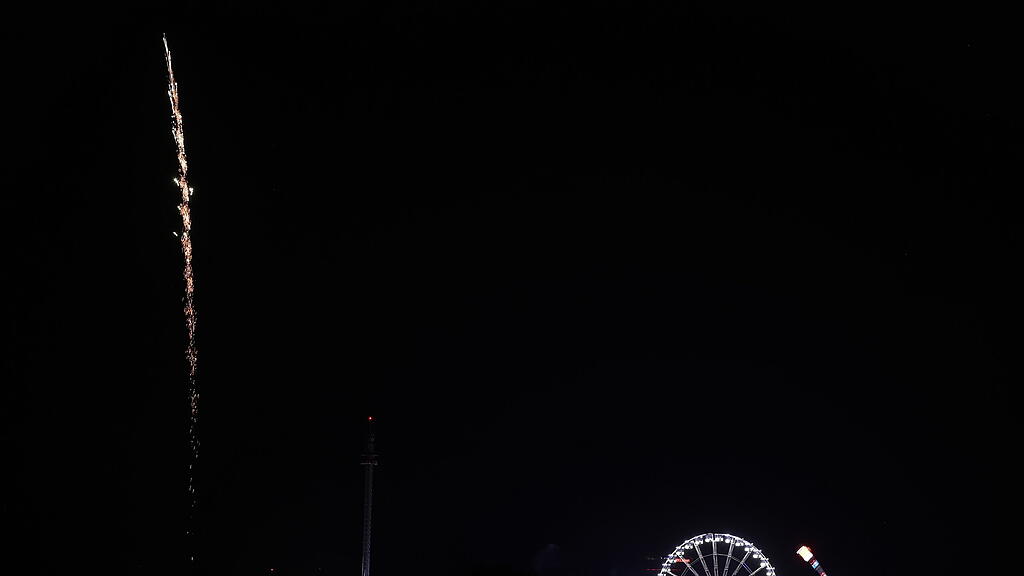 Dult-Feuerwerk 2025 II