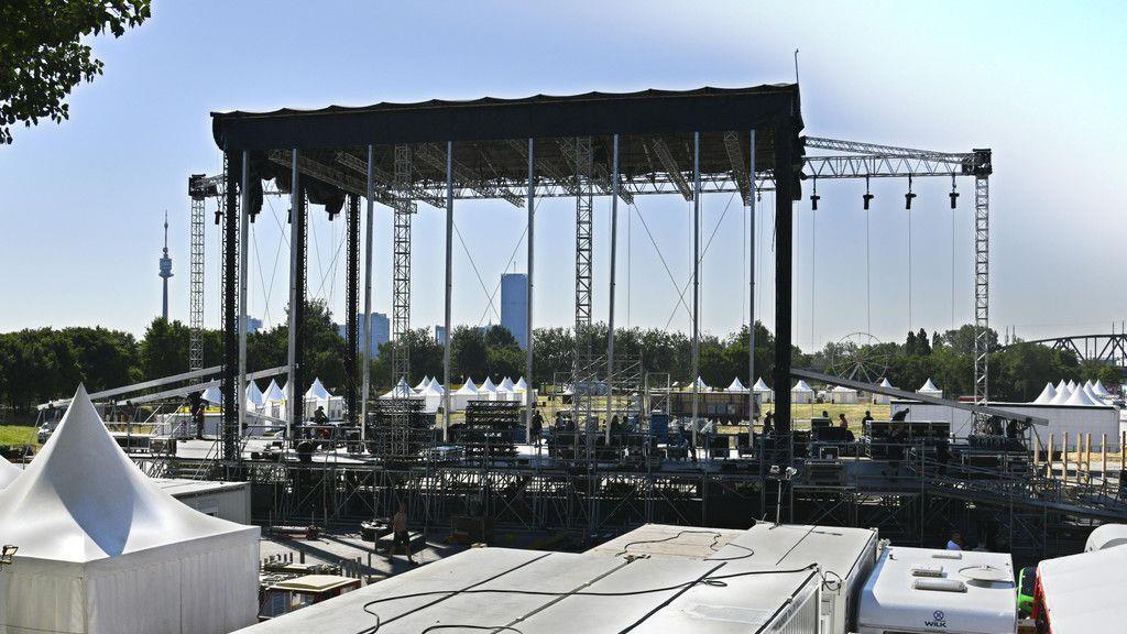 Aufbauarbeiten Donauinselfest 2018