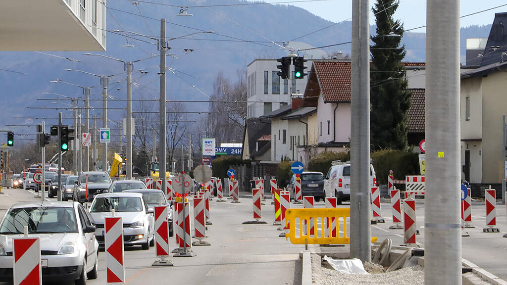Stau, Münchner Bundesstraße, B155