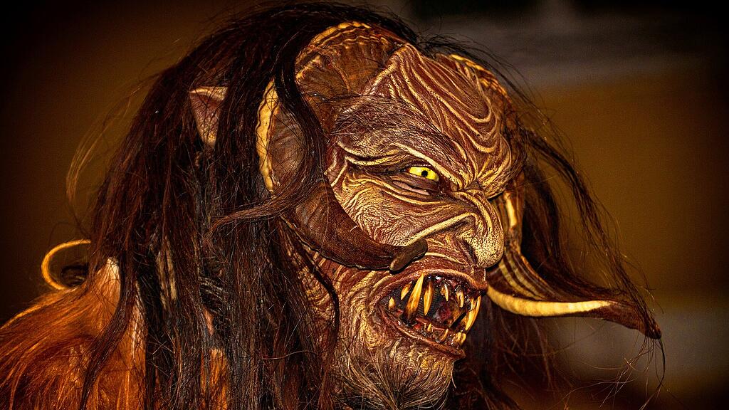 krampus-gabf5d783e_1920.jpg
