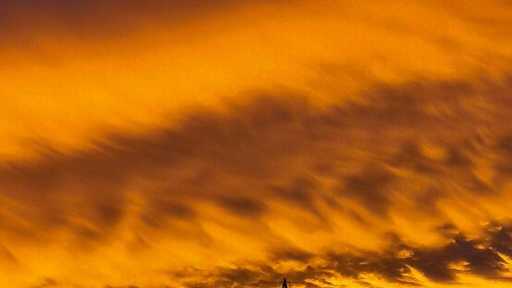 Wundersch\u00f6ner Sonnenaufgang \u00fcber Salzburg III
