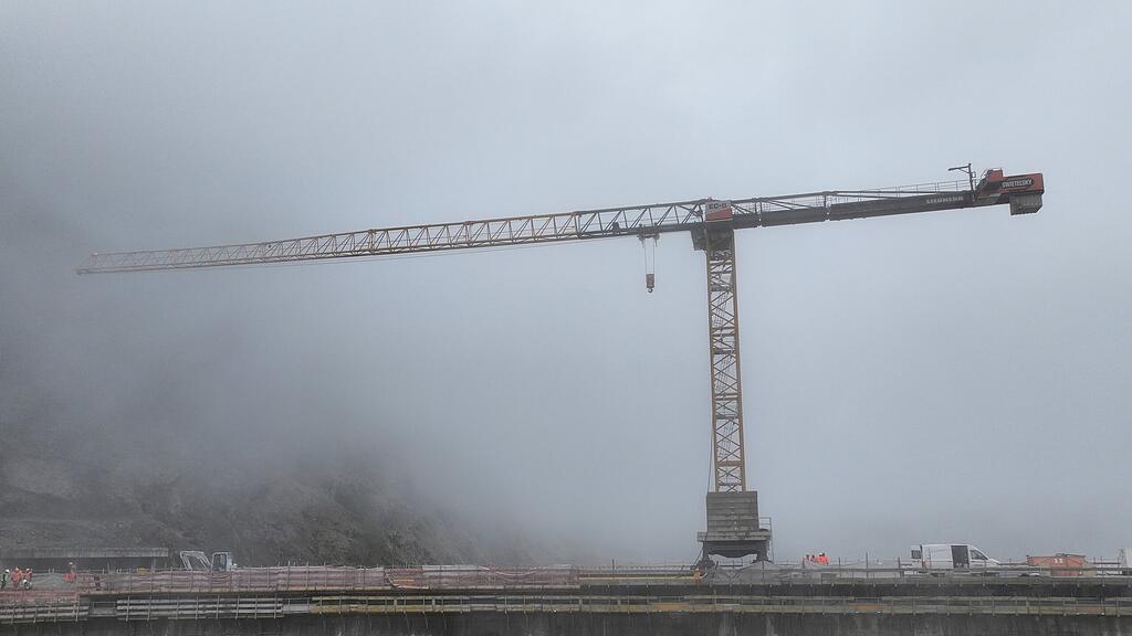 Megakran bei Limbergsperre in Kaprun