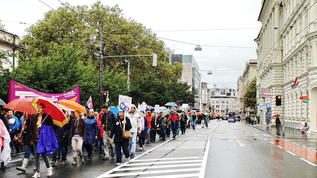 Demo gegen TTIP und CETA in Salzburg I