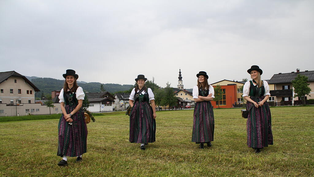 250 Jahre Prangerstutzensch\u00fctzen Thalgau