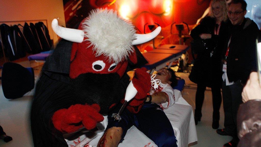 Halloween im Stadion, I