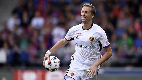 Janko jubelt nach seinem Tor zum 1:0