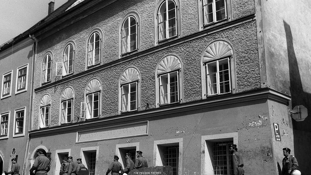 Wie das Geburtshaus von Adolf Hitler heute genutzt werden soll, ist bislang unklar.
