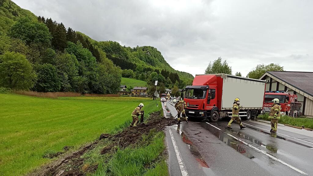 Lkw Bergung B159