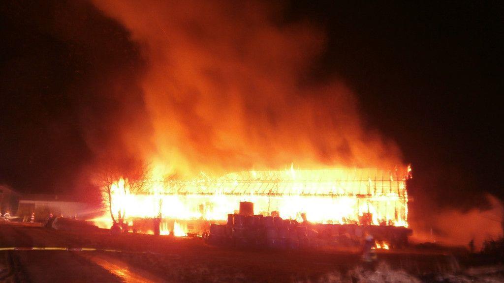 Großbrand bei Bauer in Seekirchen I