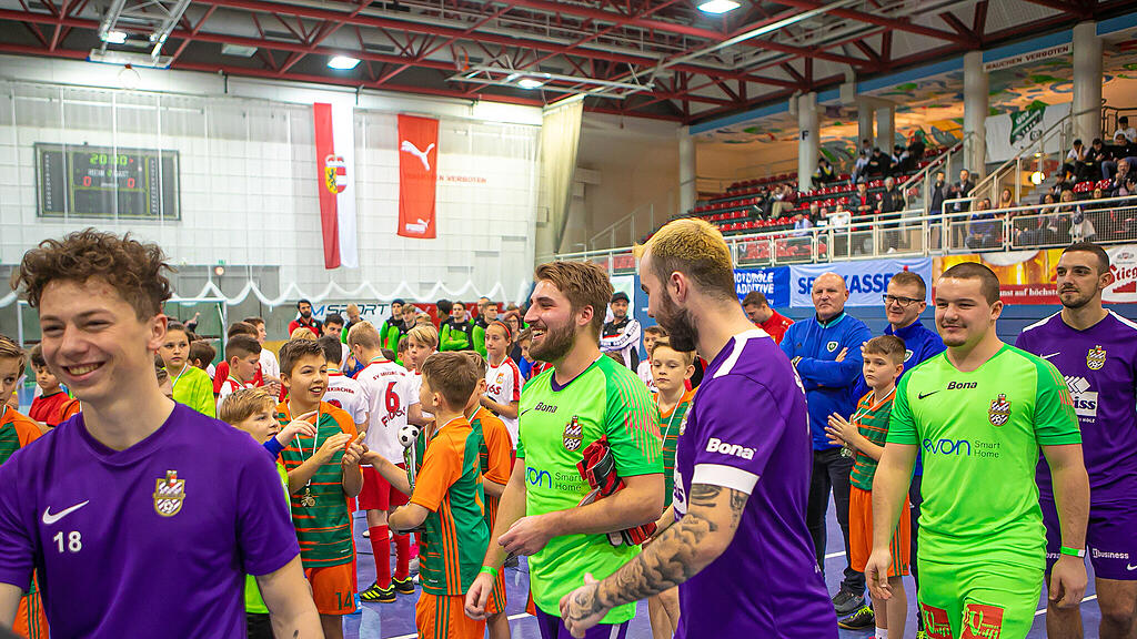Salzburger Stier, Hallenfu\u00dfball