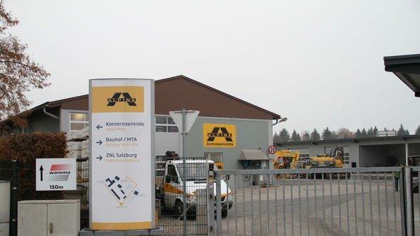Alpine-Zentrale in Wals