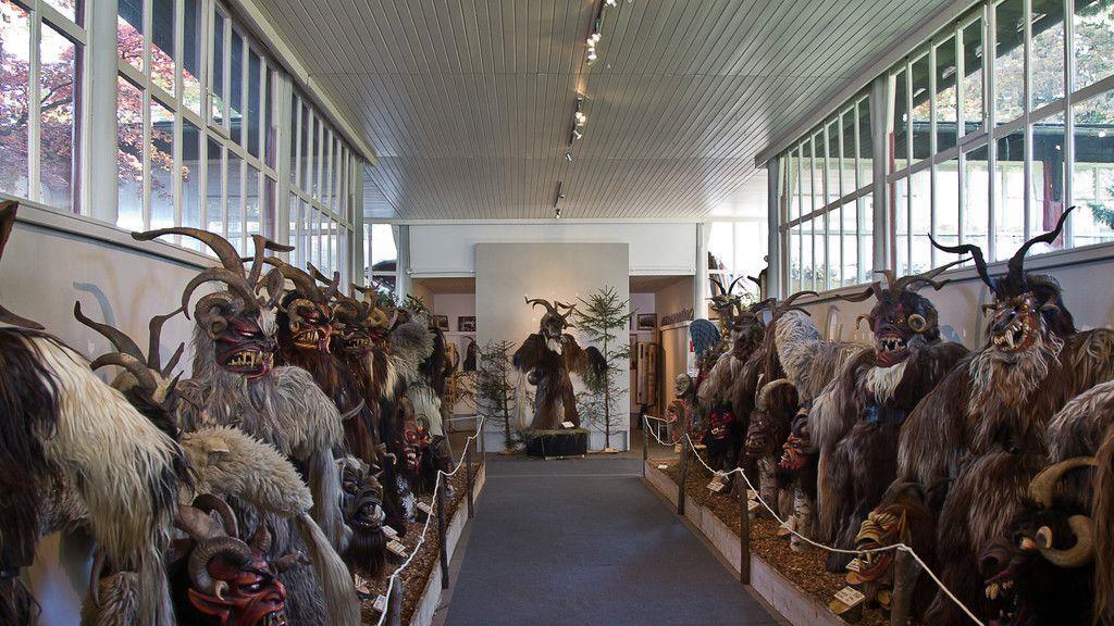 "Leidenschaft Maske": Ausstellung der Alt Gnigler Krampusse