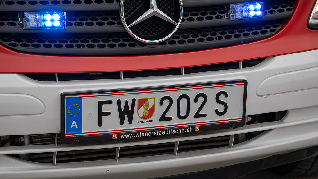FW-Kennzeichen für Feuerwehr-Autos