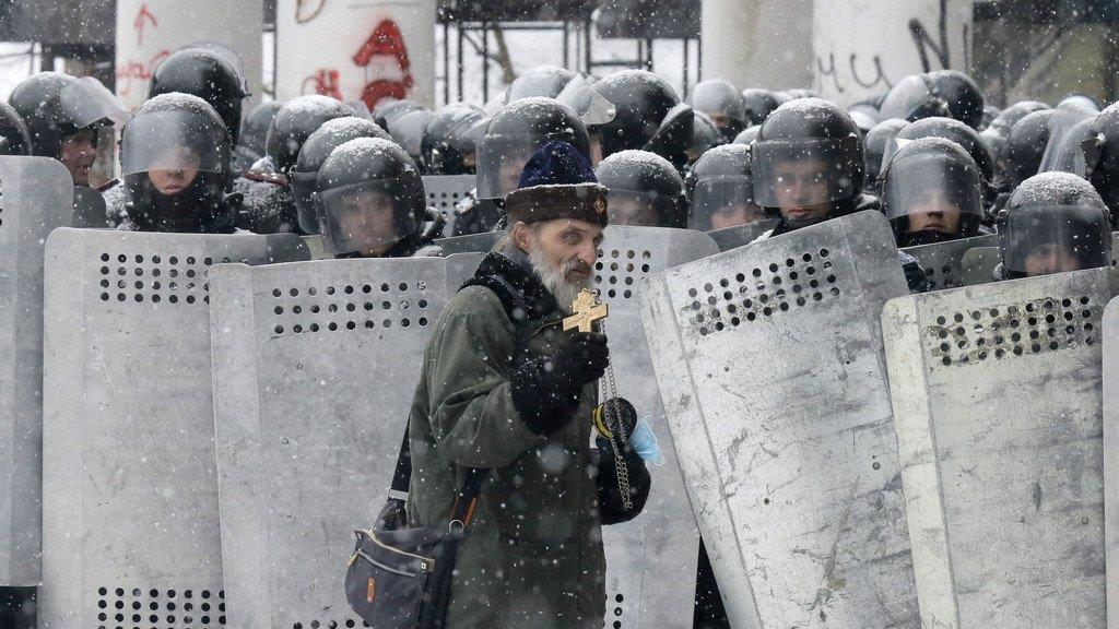 Machtkampf in der Ukraine: Proteste in Kiew