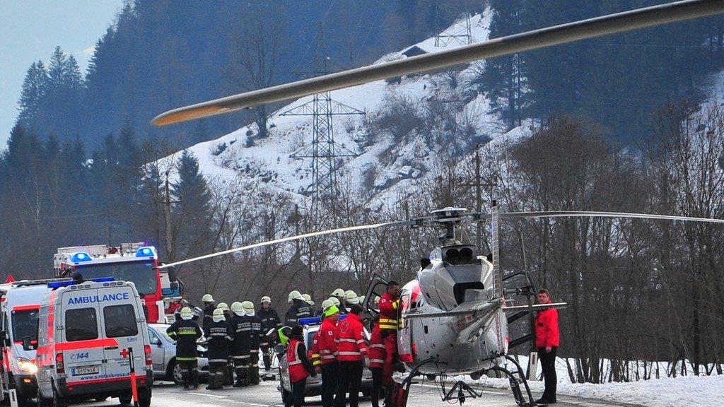 B167: Tödlicher Crash, II