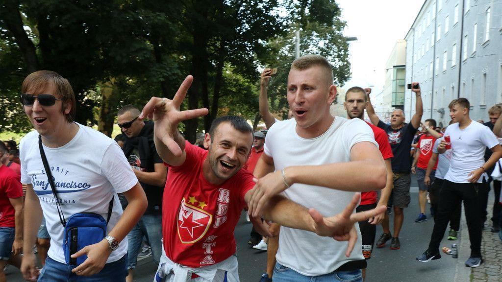 Red Bull Salzburg - Roter Stern Belgrad: Fanmarsch