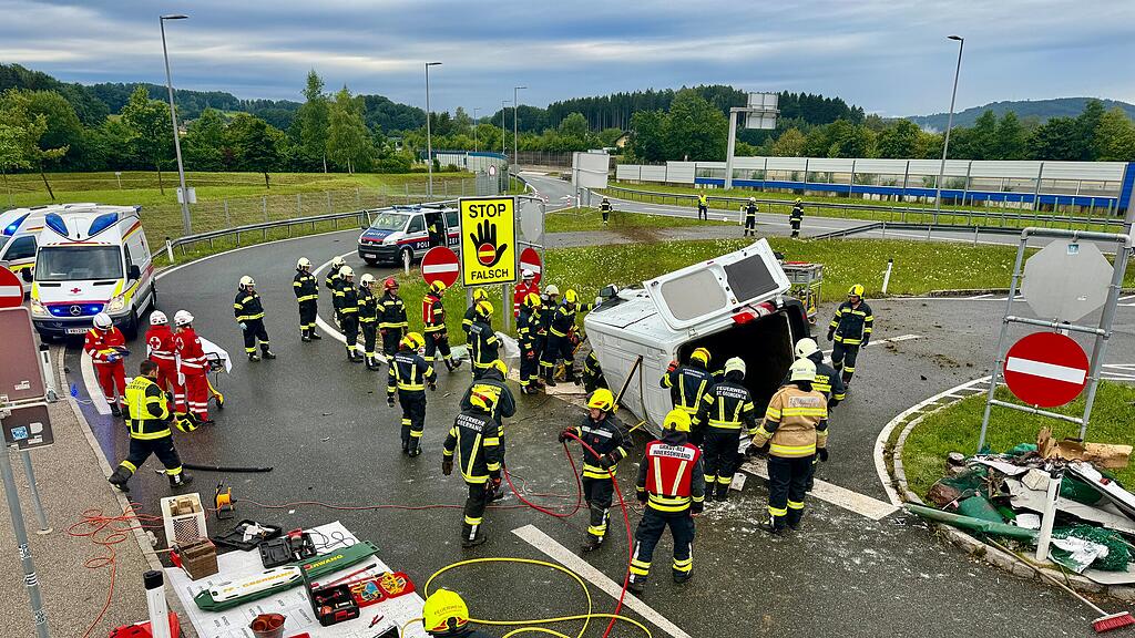 Tödlicher Unfall auf A1 in Straß im Attergau