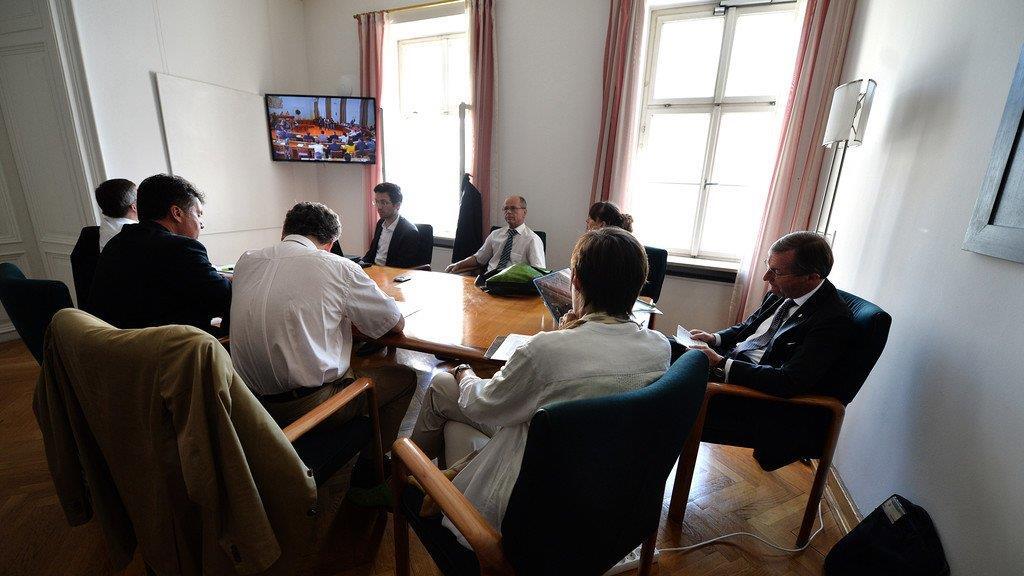 Neue Landesregierung angelobt, I