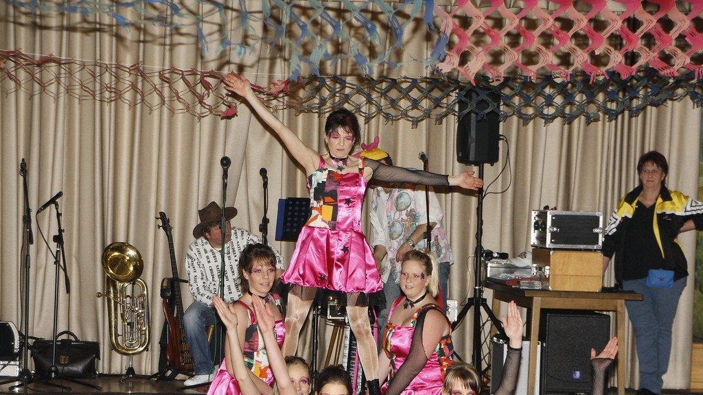 Maskenball in Fridolfing