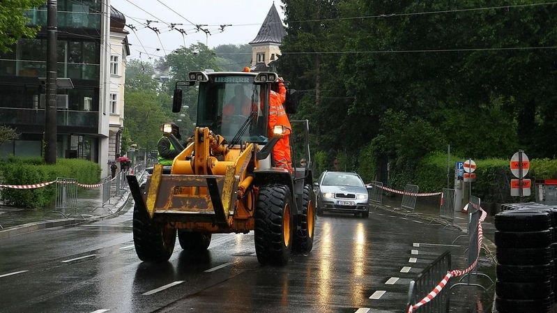 Apsperrungen werden errichtet