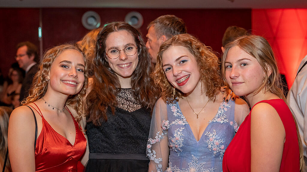 Rot Kreuz Ball 2020
