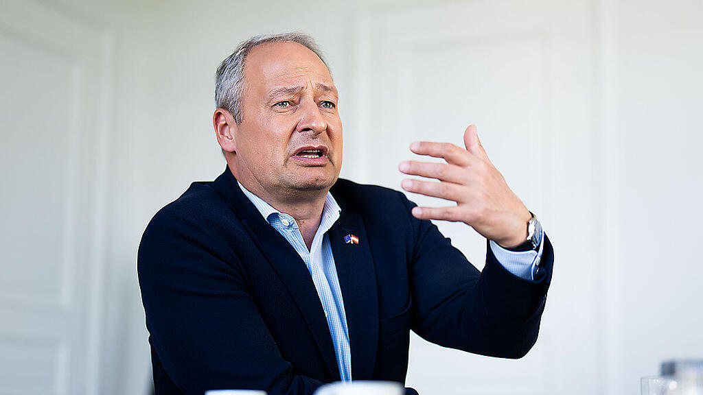 SPÖ-Spitzenkandidat Andreas Schieder hat große Pläne für die Bahn