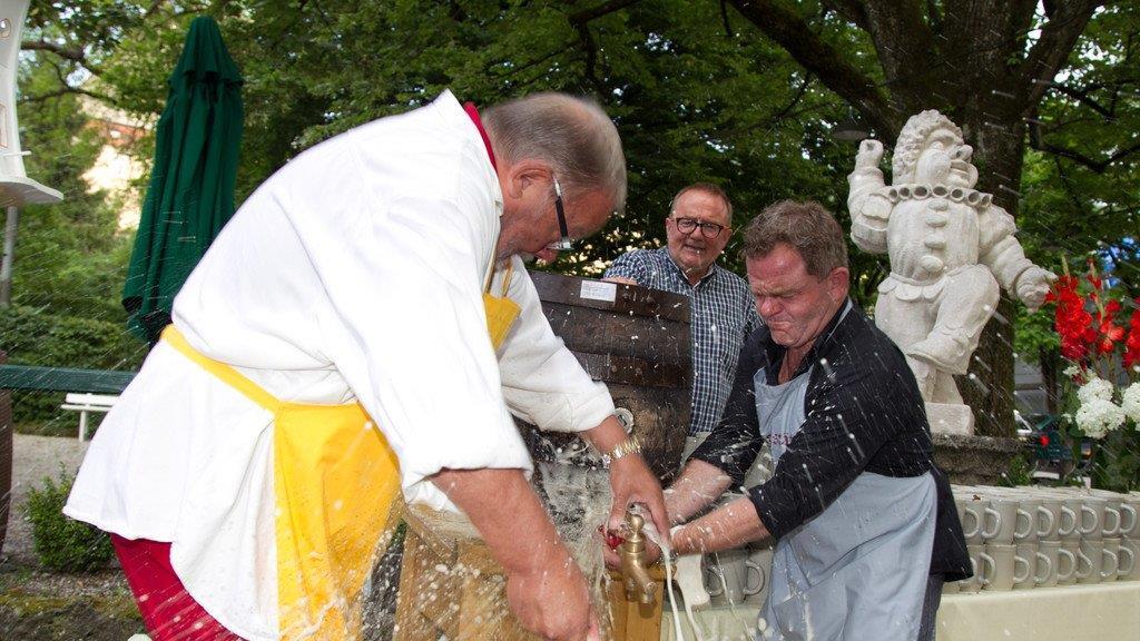 Künstlerfest im Krimpelstätter, I