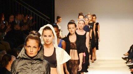 MQ Vienna Fashion Week 2012: Tag 1 Shakkei und Ingried Brugger