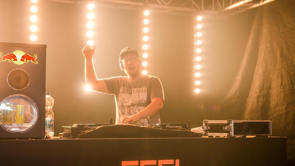 Feel the Beatz II