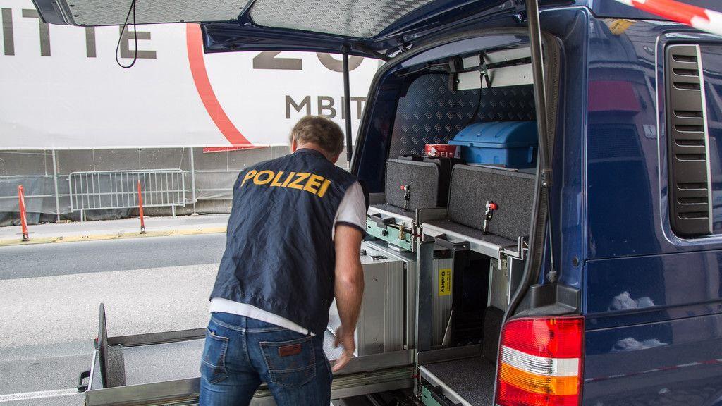 Banküberfall in Salzburg. Bilder vom Tatort